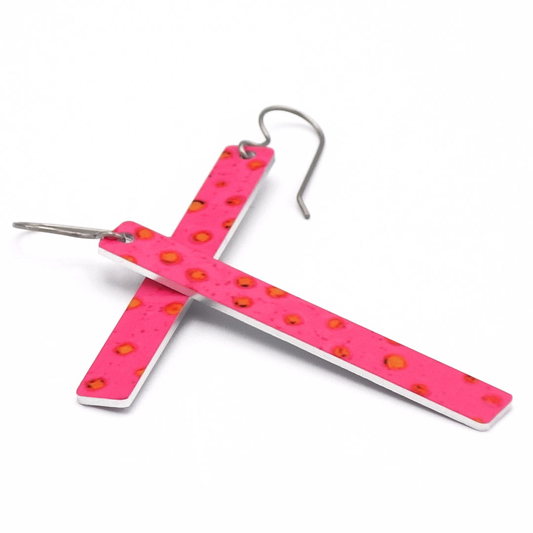 Hot pink polka-dot bar earrings by ColorUpLife.