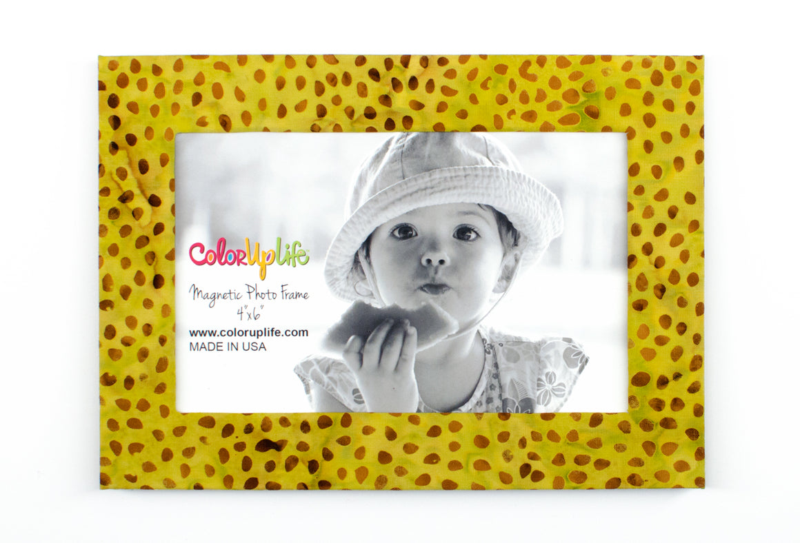 Golden Magnetic Picture Frame by ColorUpLife